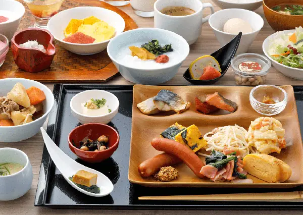 朝食